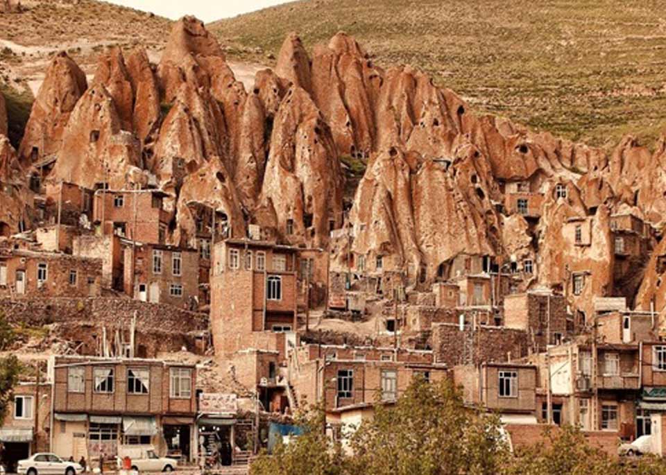 پاورپوینت بررسی معماری روستای کندوان