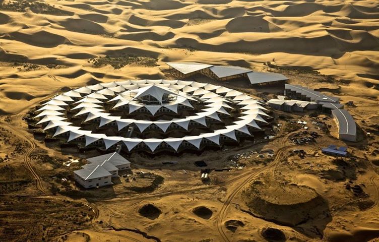 پاورپوینت معماری هتل لوتوس