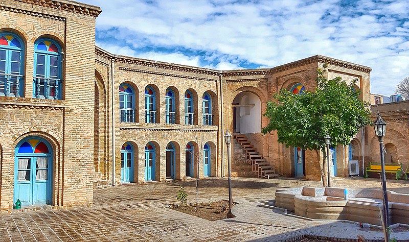 پاورپوینت نقد بنای خانه آخوند ابو